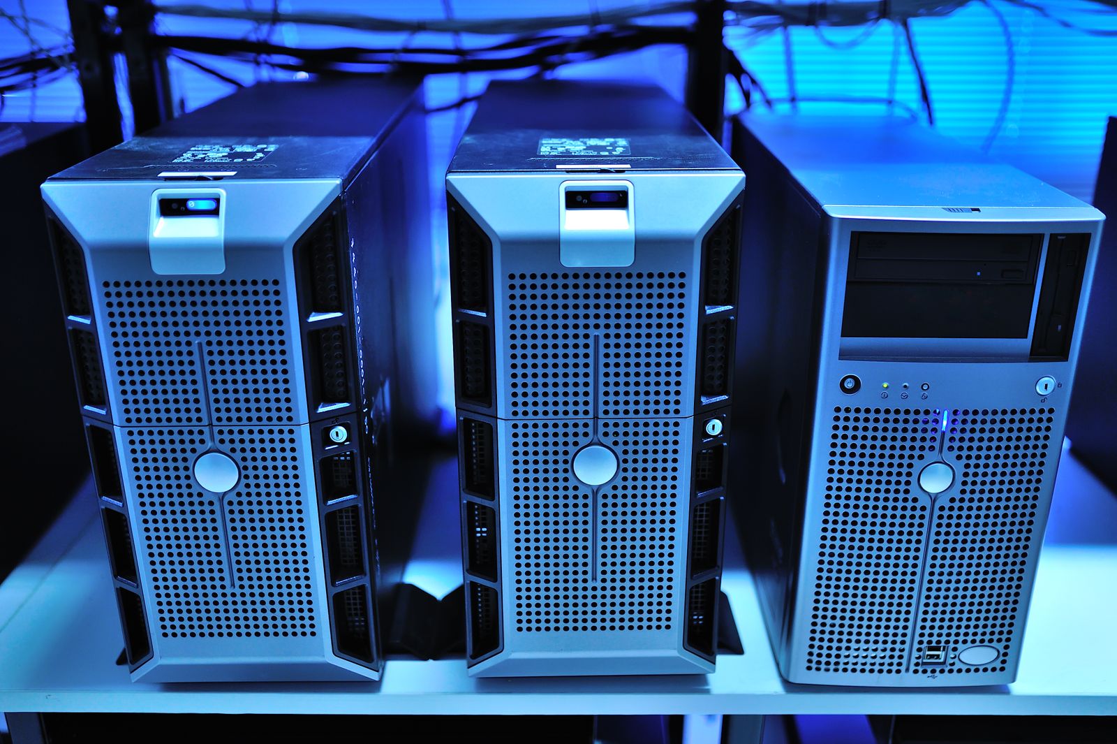 Server Anakart Tamiri teknik servis konusu